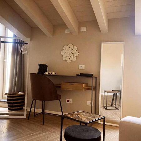 Gatto Bianco Rooms 42 Бергамо Екстер'єр фото