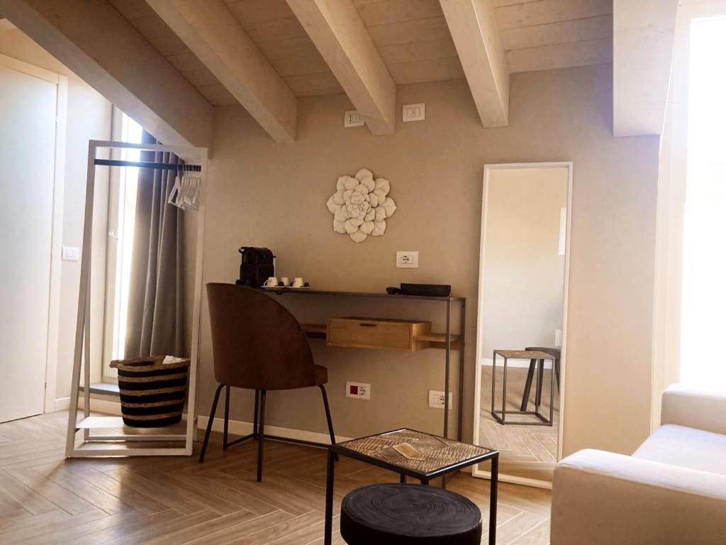 Gatto Bianco Rooms 42 Бергамо Екстер'єр фото